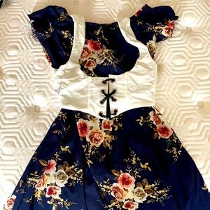 Dress, with detachable vest with ribbon